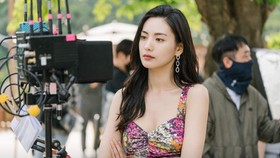 Demi Sutradara, Nana Jadi Kameo Drama Love in Contract