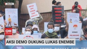 VIDEO: Aksi Demo Dukung Lukas Enembe