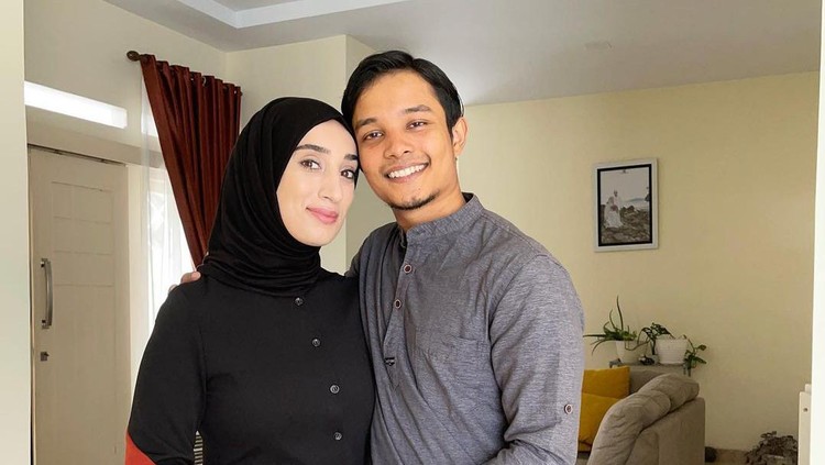 Pasangan Indonesia-Turki, Rusen dan Harris