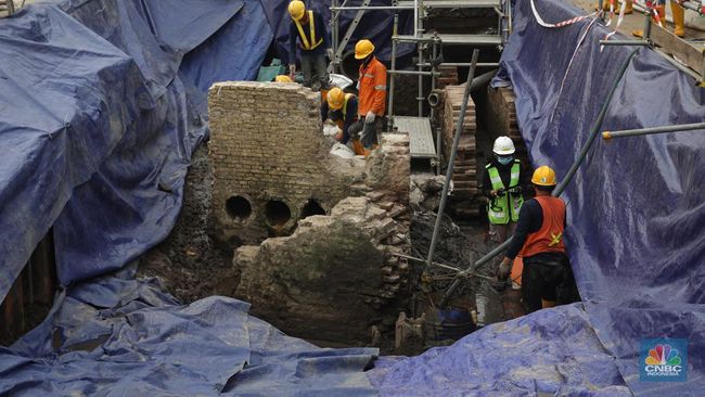 Tak Sengaja Digali, RI Temukan 'Harta Karun' Kiloan Emas