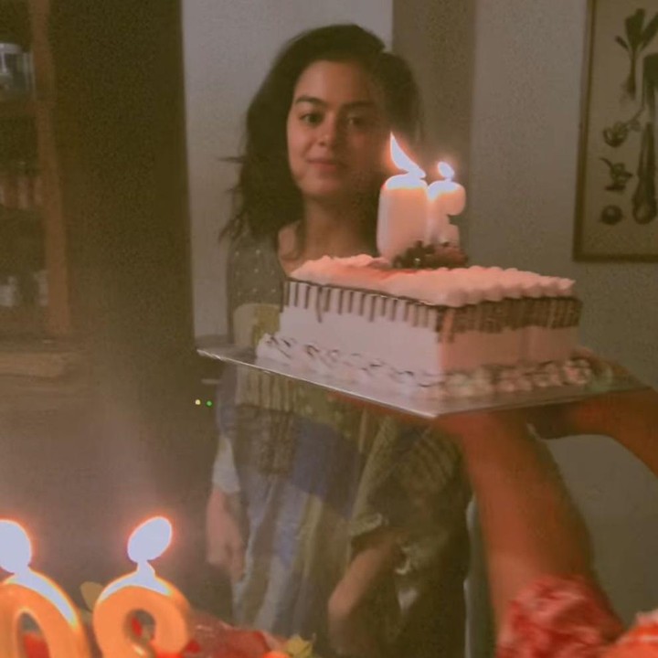 <p>Video ulang tahun Eva Celia ini diabadikan oleh sang suami dan diunggah ke media sosial, Bunda. Dalam video, terlihat Eva begitu terkejut dan senang. (Foto: Instagram: @demasnarawangsa)</p>