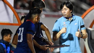 Update Eksklusif Olahraga CNN : Thailand Pecat Pelatih Jelang Piala AFF U-23 2025