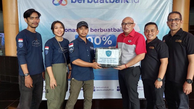 Berbuatbaik.id berkolaborasi mendukung penyaluran donasi komunitas relawan Cakra Abhipraya menuju Papua
