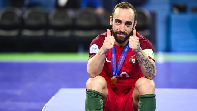 Megabintang Pendekar United Ricardinho membantah mengkritik Cristiano Ronaldo dalam sambutan pada malam penghargaan Quinas de Ouro di Portugal.