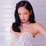 Bangga! Karya Desainer Indonesia Dipakai Blackpink untuk Album 