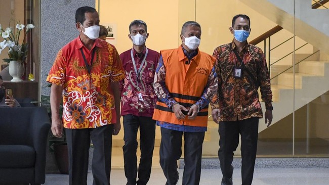 Panitera Muda (Panmud) Perdata Mahkamah Agung (MA) Andi Cakra Alam dicopot dari jabatannya imbas kasus Sudrajad Dimyati.