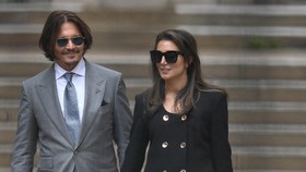 Johnny Depp Tak Lagi Pacaran dengan Pengacara Joelle Rich
