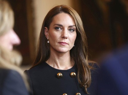 Kate Middleton akan Warisi Sebagian Besar Perhiasan Ratu Elizabeth II, Bagaimana Camilla?
