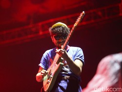 Lirik Lagu Jernih - Kunto Aji