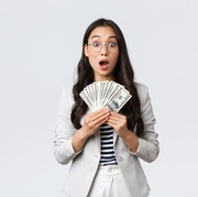Perempuan Ini Kaget Dapat 'Cashback' Setumpuk Uang dari Pesanan KFC, Tapi Akhirnya Pilih Kembalikan Uang Tersebut