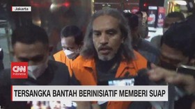 VIDEO: Tersangka Bantah Berinisiatif Memberi Suap