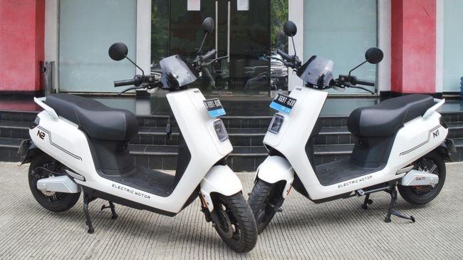 Viar Luncurkan Motor Listrik, Termurah Rp25 Jutaan Diam-diam Viar meluncurkan dua motor listrik di bawah Rp35 juta.