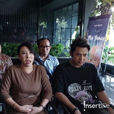 Henny Mona Gugat RS Mewah, Ngaku Alami Kerugian Puluhan Miliar