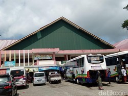 Lorong Waktu: Hotel Pertama di Pangandaran Kini Jadi Pusat Belanja