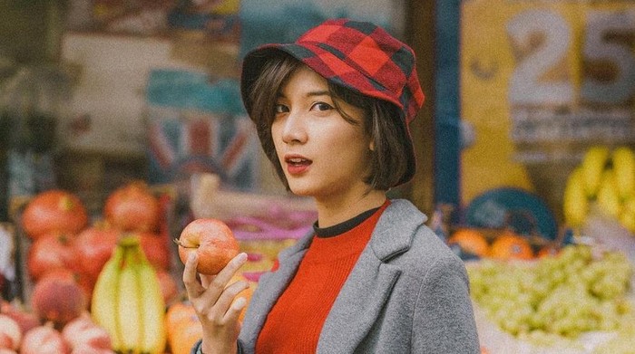 Pancarkan Pesona Anggun Intip OOTD Klasik Ala Sheila Dara, Khas Libra Banget!