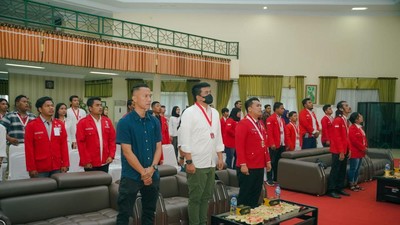 GMNI Sumut Nobatkan Bobby Nasution Sebagai Warga Kehormatan