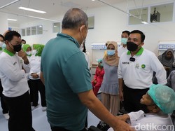 Kejati Banten dan Persaja Gelar Operasi Katarak dan Hernia Warga Tak Mampu