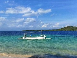 Healing di Gili Layar, Indahnya Pantai Pasir Putih yang Masih Sepi