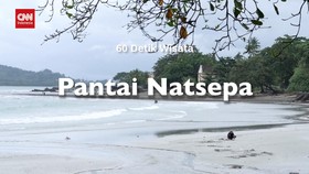 VIDEO: 60 Detik Wisata Pantai Natsepa Maluku