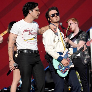 Singgung Perceraian, Joe Jonas Beri Penegasan Saat Konser