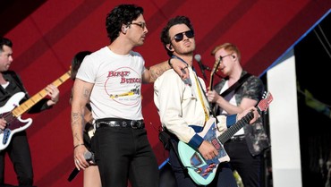Singgung Perceraian, Joe Jonas Beri Penegasan Saat Konser