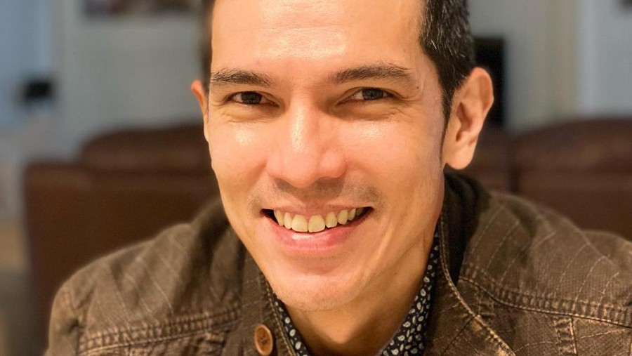 Adrian Maulana