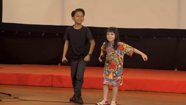 img-title Datangkan Farel Prayoga untuk Anak, Nindy Ayunda: Putriku Nge-Fans Banget