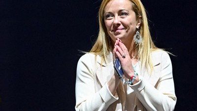 Cetak Sejarah, Italia Lantik Giorgia Meloni Jadi PM Wanita Pertama