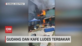 VIDEO: Gudang dan Kafe Ludes Terbakar
