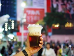 Gaduh Es Teh Kekinian Kebanyakan Gula, Bisa Segawat Apa Sih Efeknya ke Badan?