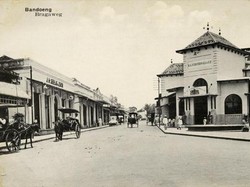 Ikhtiar Menyuguhkan Kota Bandung Menyerupai Masa Keemasannya