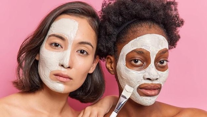 Mengenal Jenis-jenis Masker Wajah dan Manfaatnya, Kalau Mau Glowing Catat Biar Nggak Salah Pakai! Mengenal Jenis-jenis Masker Wajah dan Manfaatnya, Kalau Mau Glowing Catat Biar Nggak Salah Pakai!