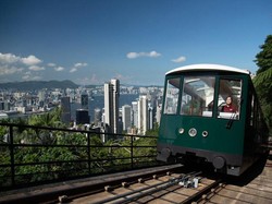 Hong Kong Masih Ketat tapi Sudah Luncurkan Kampanye Baru