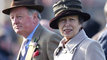 PERNAH KENCAN DENGAN MANTAN CAMILLA