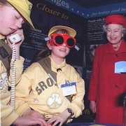 4 Makanan yang Selalu Dimakan Ratu Elizabeth II Sejak Kecil, Ada yang Jadi Favoritmu Juga?