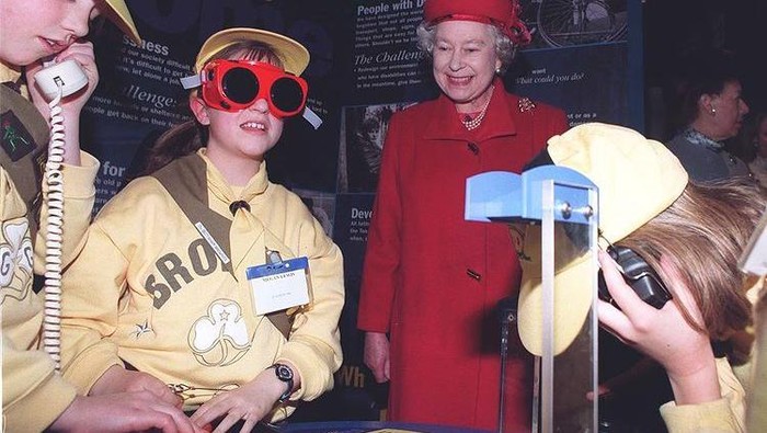 4 Makanan yang Selalu Dimakan Ratu Elizabeth II Sejak Kecil, Ada yang Jadi Favoritmu Juga?