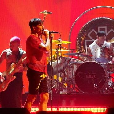 Red Hot Chili Peppers Dedikasikan 'Eddie' untuk Mendiang Eddie Van Halen