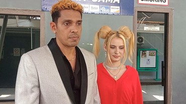 Istri Baru Saja Lahirkan Anak Ketiga, Robby Shine Masih Ingin Tambah Momongan