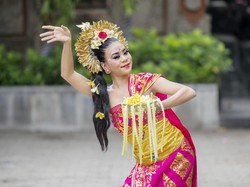 Tari Pendet Sambut Kepala Delegasi KTT G20 Bali yang Mulai Tiba Hari Ini