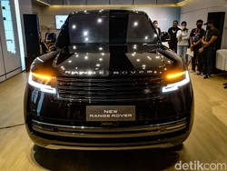 Ssst... Masih Banyak Orang Tajir Indonesia Beli Mobil Mewah Kredit!