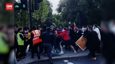 VIDEO: Demo Kematian Mahsa Amini Berujung Rusuh di London