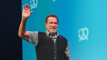 img-title Arnold Schwarzenegger Absen di 'The Expendables 4'