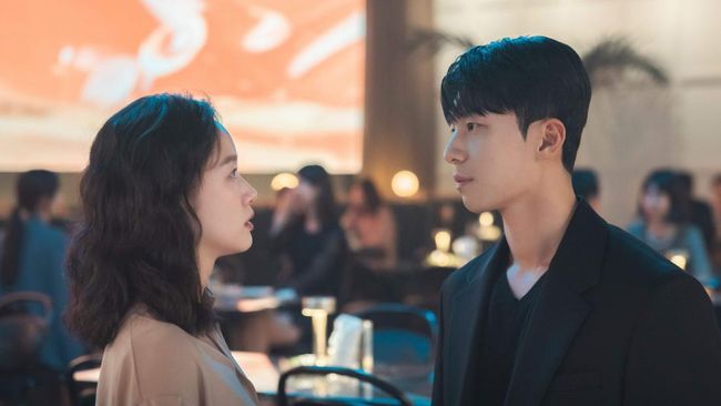 Berikut 5 rekomendasi drama Korea terpopuler tayang September 2022, seperti Big Mouth, Little Women hingga The Golden Spoon.
