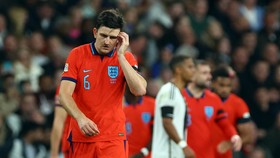 Meme Lucu Maguire Usai 2 Blunder Fatal di Timnas Inggris