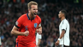 Kane Ngotot Pakai Ban Kapten Pelangi LGBT, Sanksi FIFA Mengintai