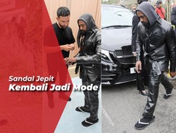 Tampil Serba Hitam, Kanye West Hadiri Fashion Show Pakai Sandal Jepit