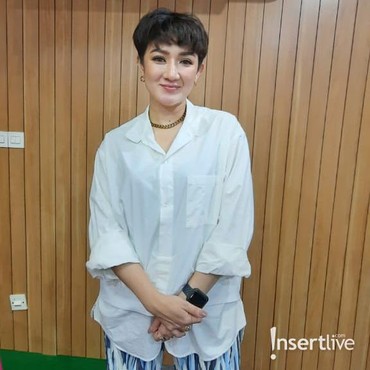 Melly Mono Tantang Diri Sendiri Lewat Lagu Baru 'Singgah'