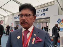 Relawan Usul Reshuffle ke Jokowi, Johnny Plate Enggan Urus Remeh Temeh