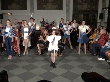 img-title sejumlah desainer indonesia ikut ramaikan pagelaran new york indonesia fashion week di amerika serikat