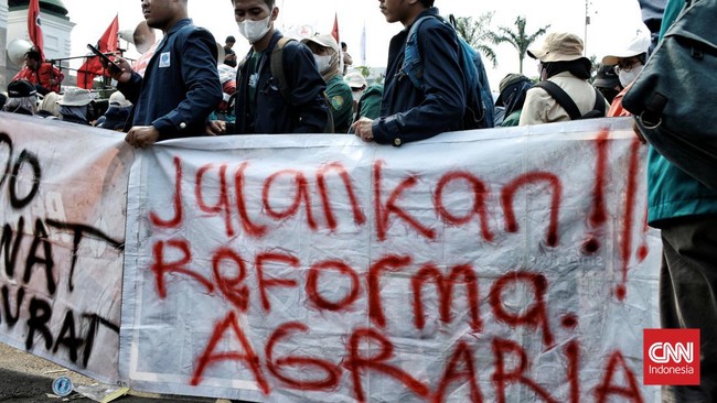 FOTO: Demo Hari Tani di Depan DPR, BBM Melejit Petani Menjerit